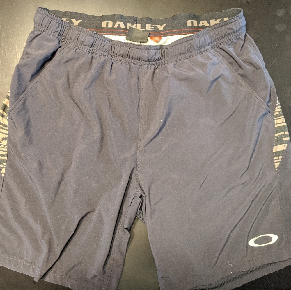 Oakley Hydrolix Athletic Shorts (L)